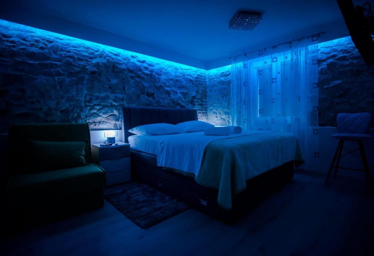 Lions Luxury Rooms Split Exterior photo